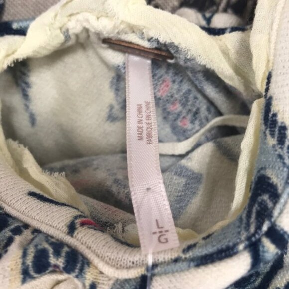 Free People Cha Cha Cold Shoulder Top - Picture 8 of 9